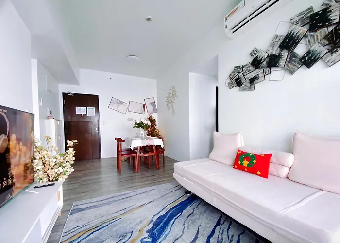 Luxurious Modern Cozy Bayview Poolview Cityview 1 2 3 Bedrooms Near Airports Okada Solaire Moa Apartment Manila