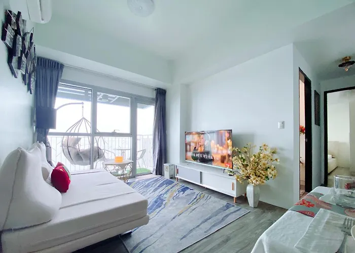 Luxurious Modern Cozy Bayview Poolview Cityview 1 2 3 Bedrooms Near Airports Okada Solaire Moa Apartment