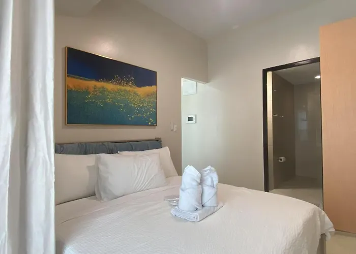 Luxurious Modern Cozy Bayview Poolview Cityview 1 2 3 Bedrooms Near Airports Okada Solaire Moa Apartment Manila