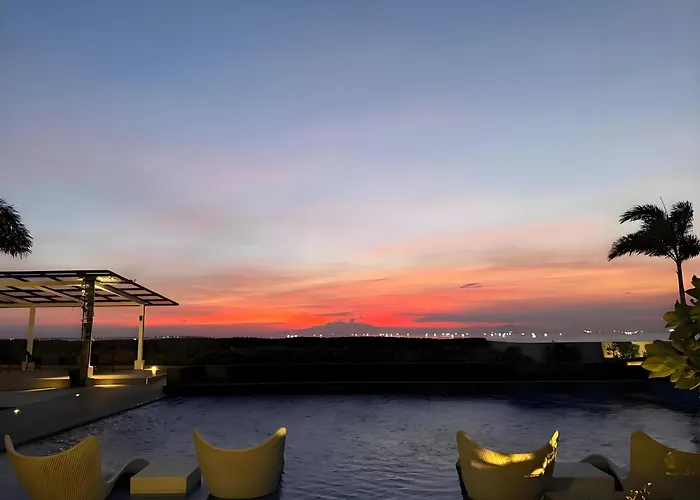 Luxurious Modern Cozy Bayview Poolview Cityview 1 2 3 Bedrooms Near Airports Okada Solaire Moa Apartment